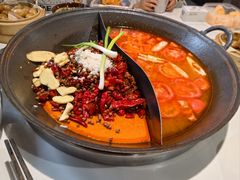 -卤校长老火锅(杨家坪直营店)