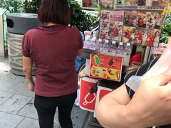 -詹爷爷乌节路街头冰淇淋