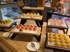 -大中华希尔顿酒店-念自助餐·嗨啤·小龙虾