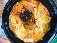 -小蛮椒麻辣烫·麻辣拌(青浦宝龙店)
