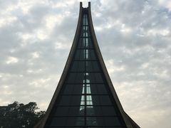 -路思义教堂