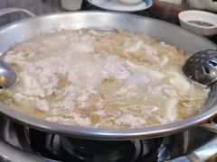 -老来福·非遗酸汤兔(凯旋路店)