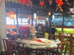 -卢大鲜鱼头捞饭(美利广场店)