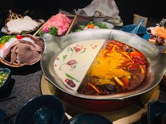 -湊湊火锅·茶憩(打浦桥日月光店)