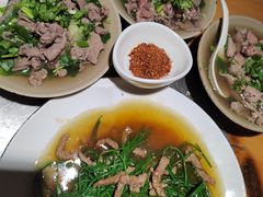 -大众跷脚牛肉馆·非遗传承单位(峨眉山店)