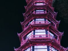 -绳金塔