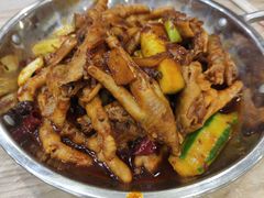 -江城燕子大排档(江汉路步行街店)