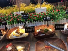 -新艺自助美食城(中山路店)