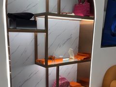 -聚云奢二手奢侈品黄金手表包包回收·中古店(中福城店)