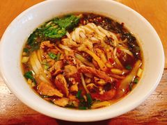 -矮子粉店1985·长沙米粉(湘春路店)