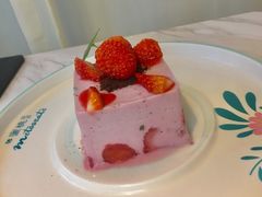 草莓外交官-蜜桃花开·中西融合菜E&W(南长街店)