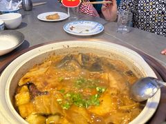 寻龙鱼炖锅-红井路游艺炖锅·音乐餐吧(十渡店)