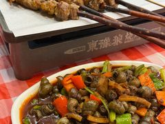 阿勒泰红柳羊肉串-東豫狼鲜货烧烤. 碳火烤鱼. 小龙虾(上海首店)