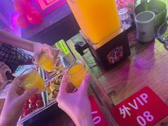 -喜鹊音乐酒馆(西街店)