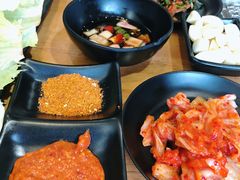 -肉甲韩国木炭烤肉(新壹街1店)