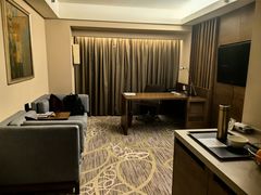 -广州中心皇冠假日酒店