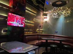 -K+全国连锁KTV(绿地缤纷天地店)