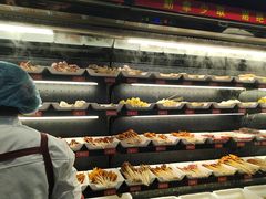 -佰人王串串香火锅(洋珠巷店)