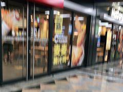 门面-麦当劳(世界城广场店)