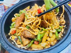 -金扁豆酱肉焖面