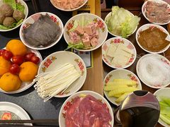 -沸炉重庆老火锅(军事博物馆店)