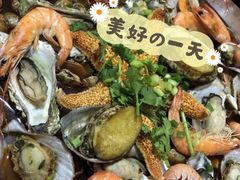 -老东镇啤酒屋海鲜加工·蒸汽海鲜·海鲜烧烤(台东店)