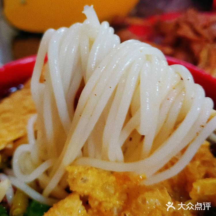 北京探店丨排队是常态 但为了这碗螺蛳粉 值