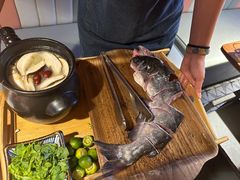 -咕嘟草帽鱼·牛奶一样的鲜鱼汤(包河万达广场创始店)