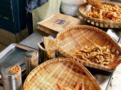 三江麻花鱼-肖炮现炸酥肉(解放碑店)