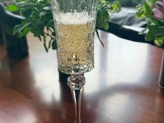 餐前迎宾起泡酒-龙吟山房(青龙山庄店)