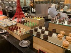 -圣丰索菲特·2 On 988 Café 自助餐厅