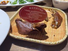 -东口码头·烧鸽子·鱼头泡饼·地方菜(金鹰悦城店)