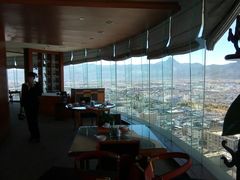 靠窗位-官房大酒店-玉龙旋宫观景餐厅