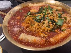 -张翻越·川渝冒菜·武汉黑鸭煲(城北万象城店)