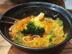 -万记麻辣烫国展总店