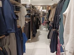 -优衣库(长春欧亚卖场店)