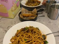 -必胜客(WOW南雄店)