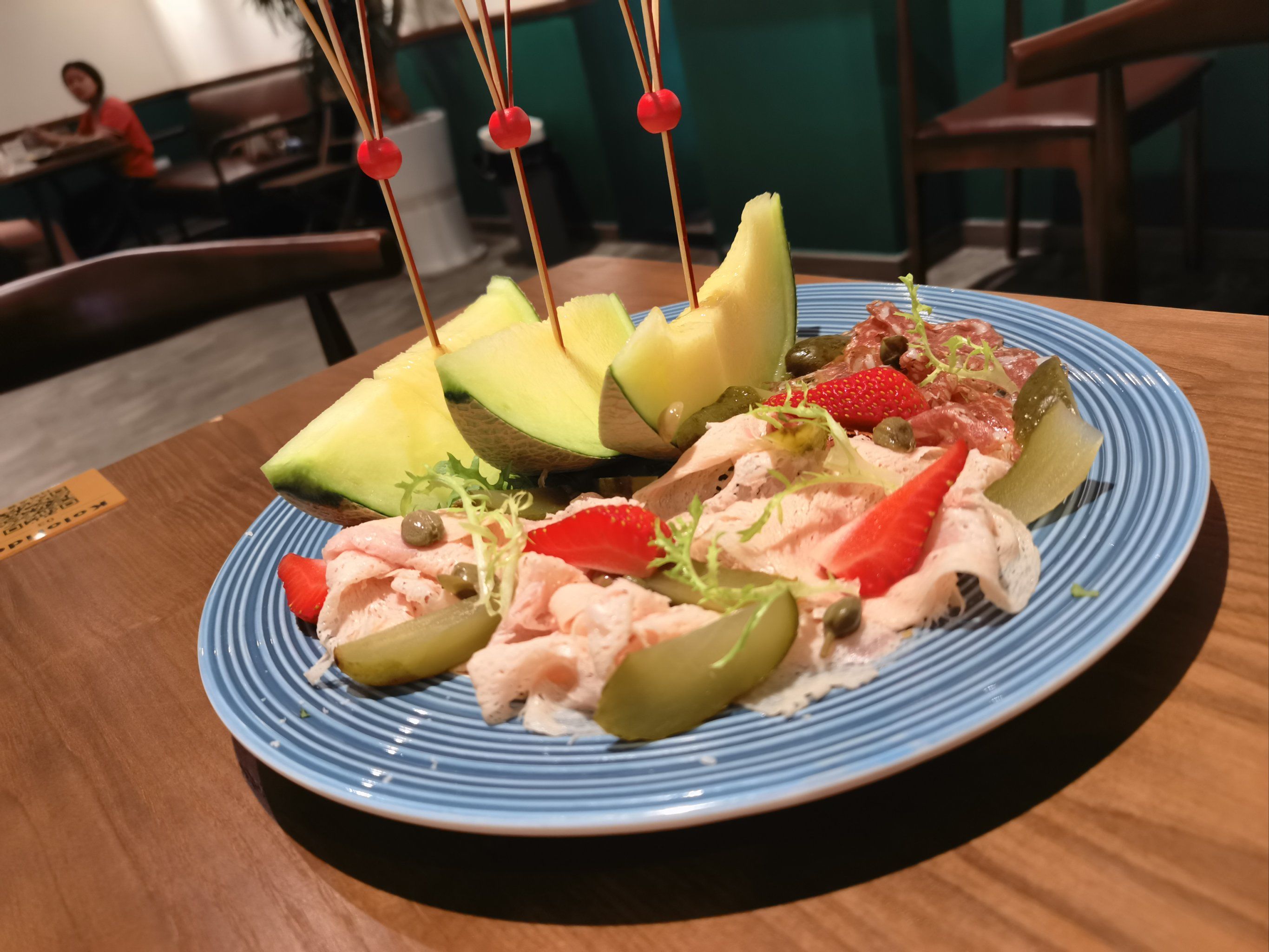 蜜瓜冷肉拼盘,夏天首选的西餐头盘,清爽!