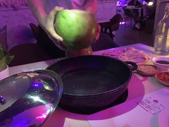 -樱花里音乐餐吧·牛扒椰子鸡(东圃店)