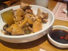 -顺风汤馆·广府粤菜(江宸天街店)