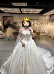 -不晚国际婚纱礼服
