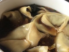 -笑来喜馄饨小笼工坊店(湖滨街店)