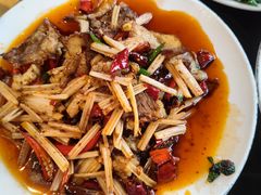 -大众跷脚牛肉馆·非遗传承单位(峨眉山店)