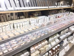 -MUJI无印良品(华懋店)