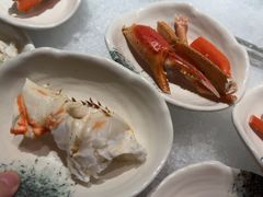 -雍容荟帝王蟹活龙虾展台自助(IFS黑金店)