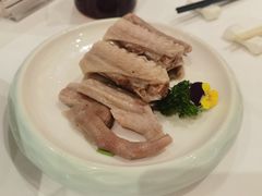 卤水鹅翅-白天鹅宾馆-宏图府餐厅