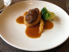 -大中华希尔顿酒店-念自助餐·嗨啤·小龙虾