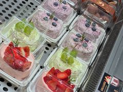 -格瑞思动物奶油生日蛋糕(园区永旺店)
