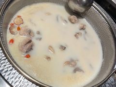 -煲宫猪肚鸡(晶品店)
