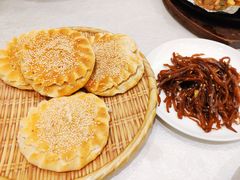 高炉烧饼-金狮麟·新豫菜(金码大厦店)